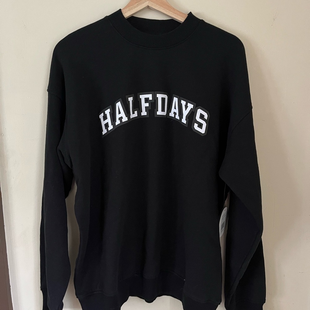 Black Halfdays Crewneck Ski Club Sweatshirt NWT